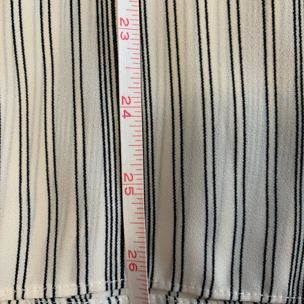 Ivanka Trump Blouse - Picture 13 of 16
